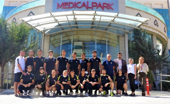 Fenerbahçeli genç boksörler sağlık taramasından geçti