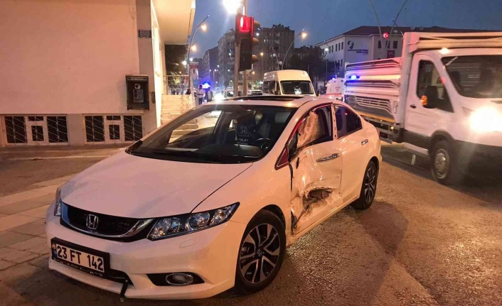 Elazığ’da zincirleme trafik kazası: 1 yaralı
