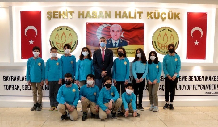 Şehit Hasan Halit Küçük adına okulda şehitlik köşesi yapıldı
