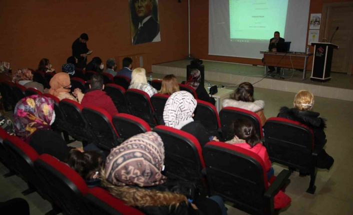 Elazığ’da ’finansal okuryazarlık ve kadının ekonomik güçlenmesi’ eğitimi