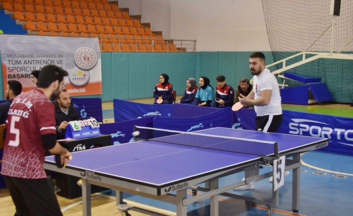 Elazığ’da Bölgesel Masa Tenisi Turnuvası sona erdi
