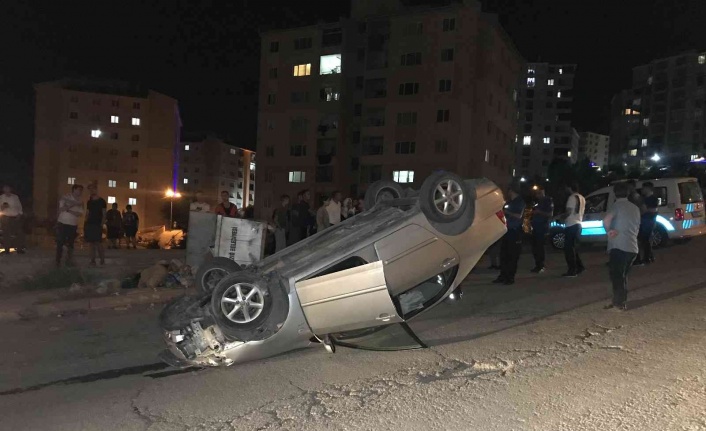 Elazığ’da otomobil takla attı: 4 yaralı