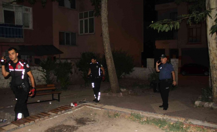 Elazığ’da silahlı kavgada parkta oturan kadınlar saçmaların hedefi oldu: 5 yaralı