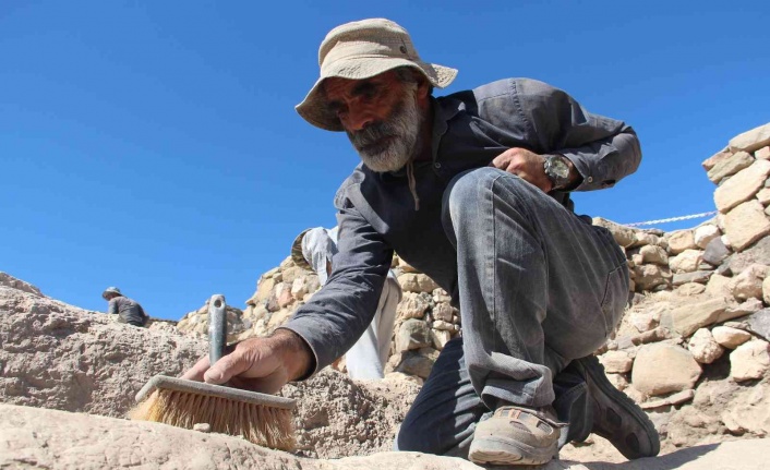 5 bin yıllık Harput Kalesi’nde çalışmalar tüm hızıyla sürüyor