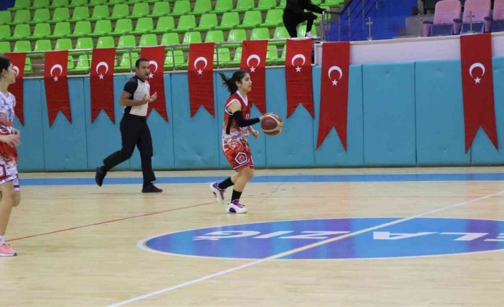 Elazığ’da basketbol yerel lig müsabakaları başladı