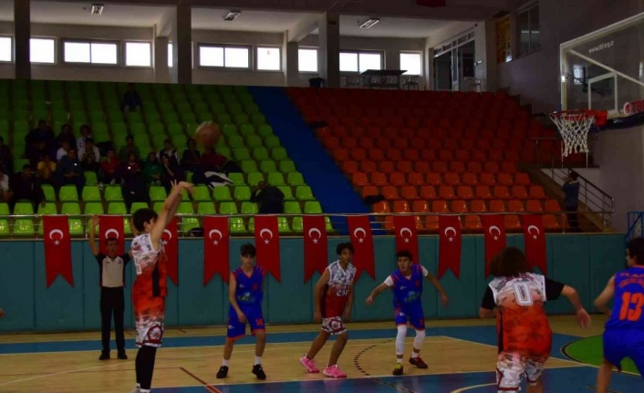 Elazığ’da U16 Basketbol Yerel Lig müsabakaları başladı