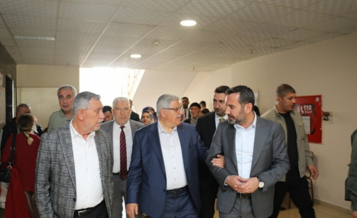 AK Parti Genel Başkan Yardımcısı Demiröz, Elazığ'da Temaslarda Bulundu