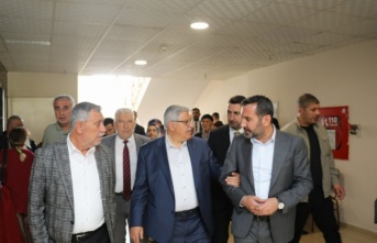 AK Parti Genel Başkan Yardımcısı Demiröz, Elazığ'da Temaslarda Bulundu