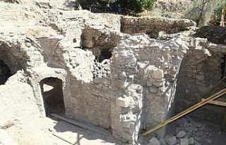 387 yıllık Hoca Hasan Hamamında restorasyon çalışmaları...
