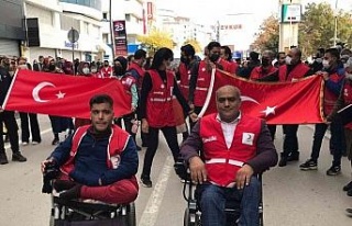 Elazığ’da Kızılay Haftası yürüyüşü
