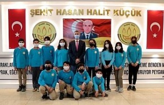 Şehit Hasan Halit Küçük adına okulda şehitlik...