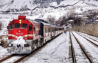 Elazığ-Tatvan arası tren yolculuğundan muhteşem...