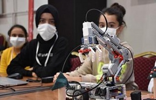 Elazığ’da Robotik ve Kodlama Proje Şenliği başladı