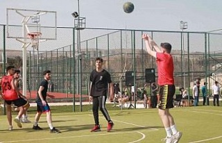 Elazığ’da sokak basketbol turnuvası düzenlendi