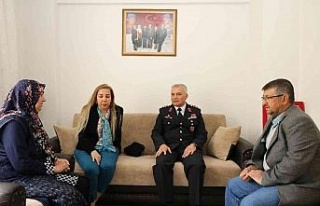 İl Jandarma Komutanı Ali Yıldız ve eşi, şehit...