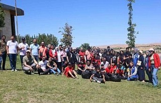 Ankara’dan gelen gençler Elazığ’ı gezdi