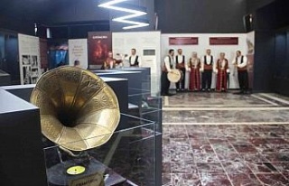 Ziyaretçilerini mest eden Harput Musiki Müzesi,...