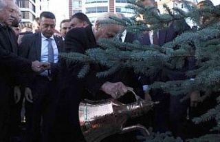 MHP Lideri Devlet Bahçeli, adının verildiği hatıra...